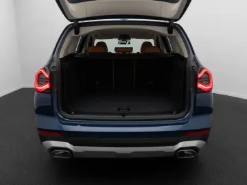 BMW X3 xD30i AHK Kamera DAB Komfort Memory Leder 19