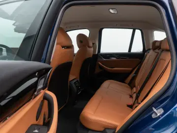 BMW X3 xD30i AHK Kamera DAB Komfort Memory Leder 19
