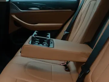 BMW X3 xD30i AHK Kamera DAB Komfort Memory Leder 19