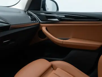 BMW X3 xD30i AHK Kamera DAB Komfort Memory Leder 19