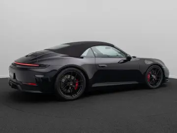 PORSCHE 992 911 Carrera 4GTS Cabrio BOSE Individual Voll