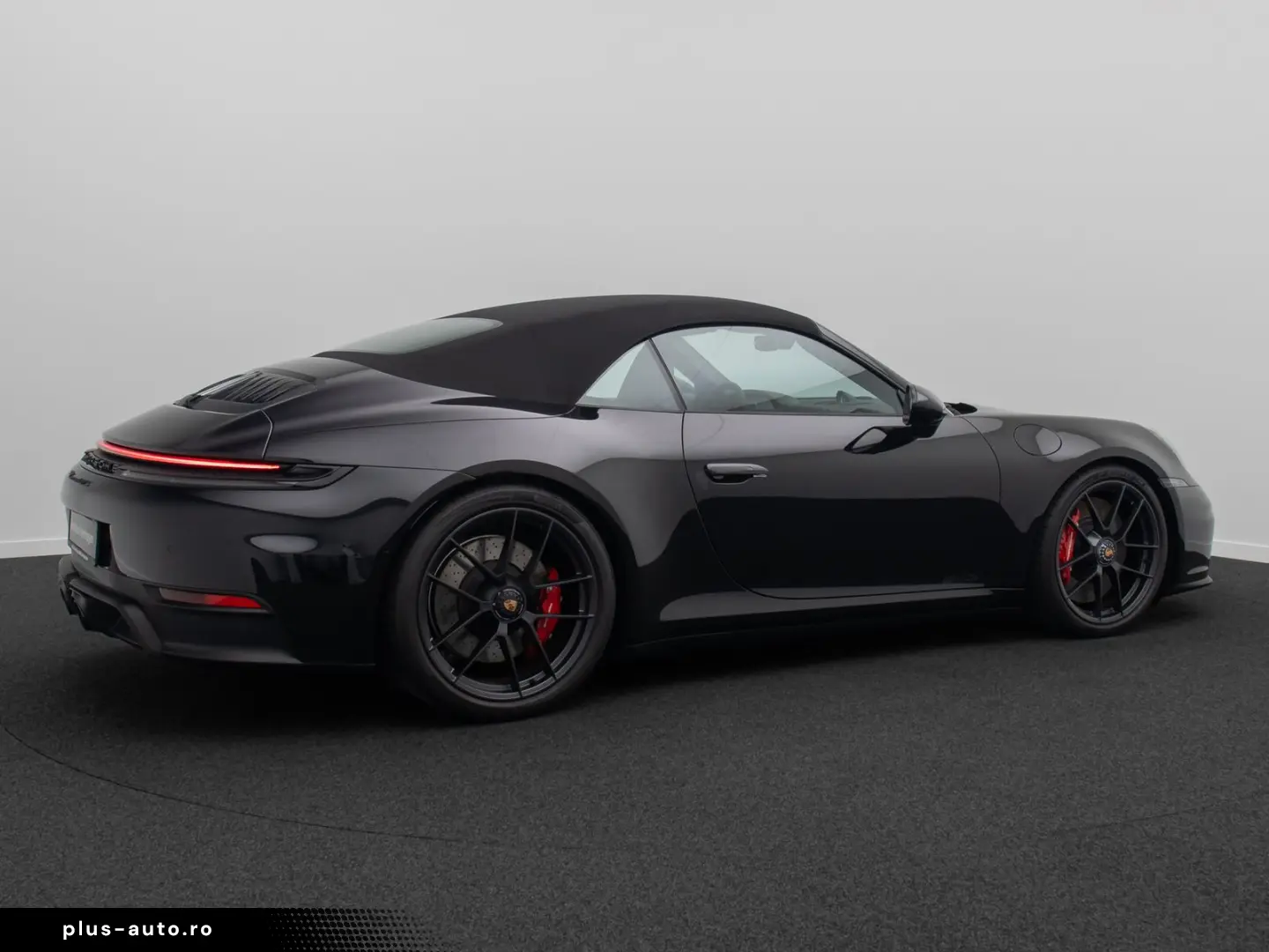PORSCHE 992 911 Carrera 4GTS Cabrio BOSE Individual Voll
