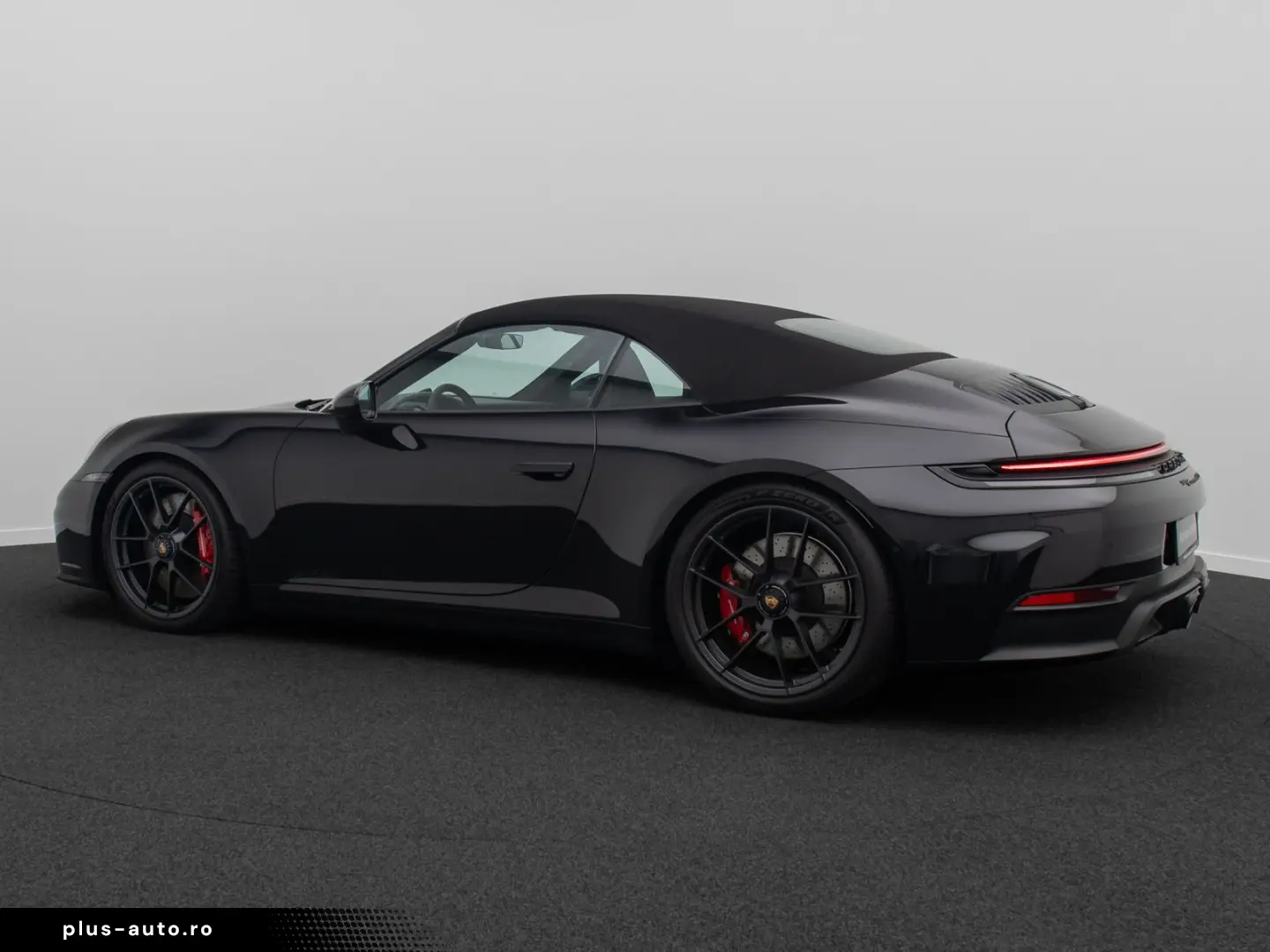 PORSCHE 992 911 Carrera 4GTS Cabrio BOSE Individual Voll