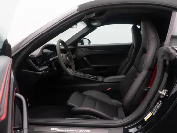 PORSCHE 992 911 Carrera 4GTS Cabrio BOSE Individual Voll