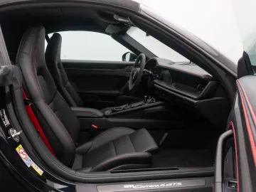 PORSCHE 992 911 Carrera 4GTS Cabrio BOSE Individual Voll