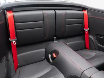 PORSCHE 992 911 Carrera 4GTS Cabrio BOSE Individual Voll