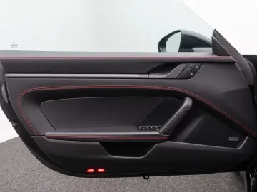 PORSCHE 992 911 Carrera 4GTS Cabrio BOSE Individual Voll