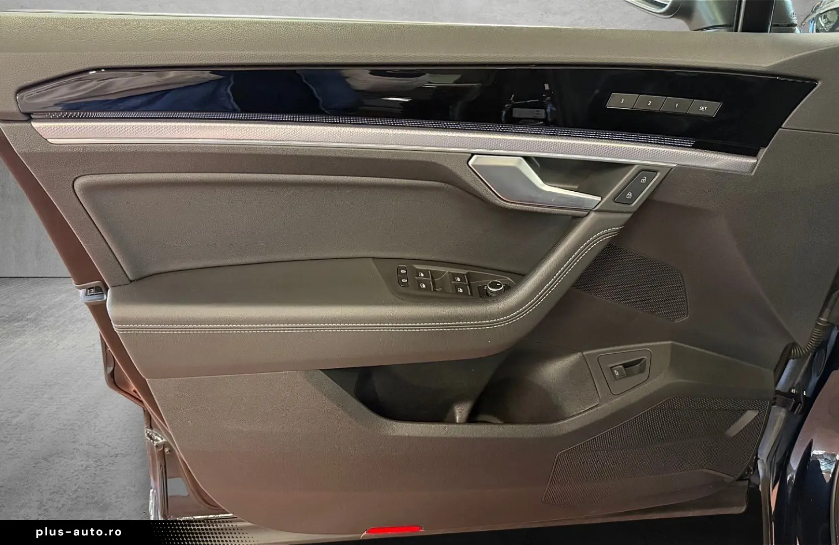 VW Touareg 3.0 TDI V6 R-Line