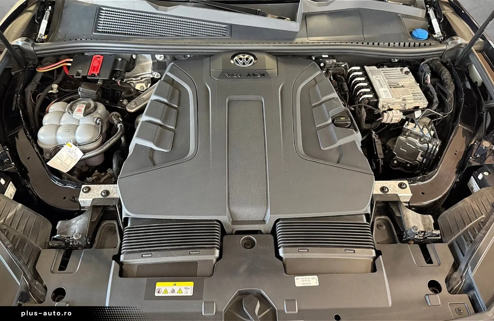 VW Touareg 3.0 TDI V6 R-Line