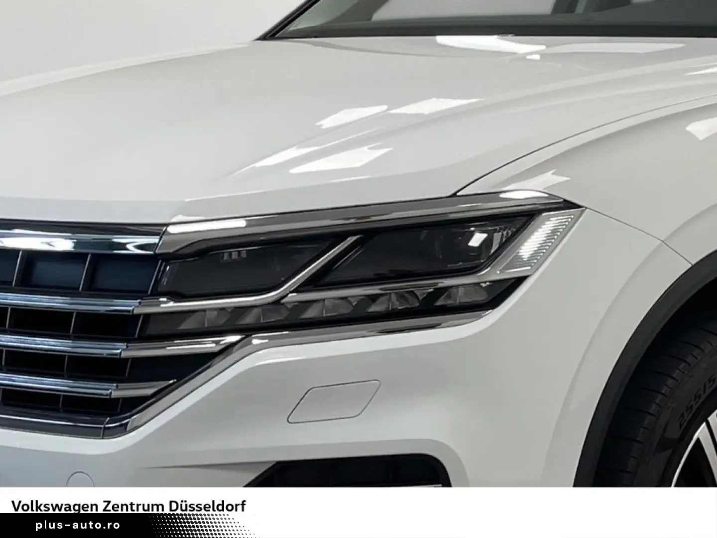 VW Touareg Elegance 3.0 TDI 4Motion DSG Pano