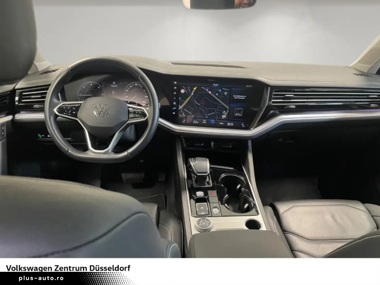 VW Touareg Elegance 3.0 TDI 4Motion DSG Pano