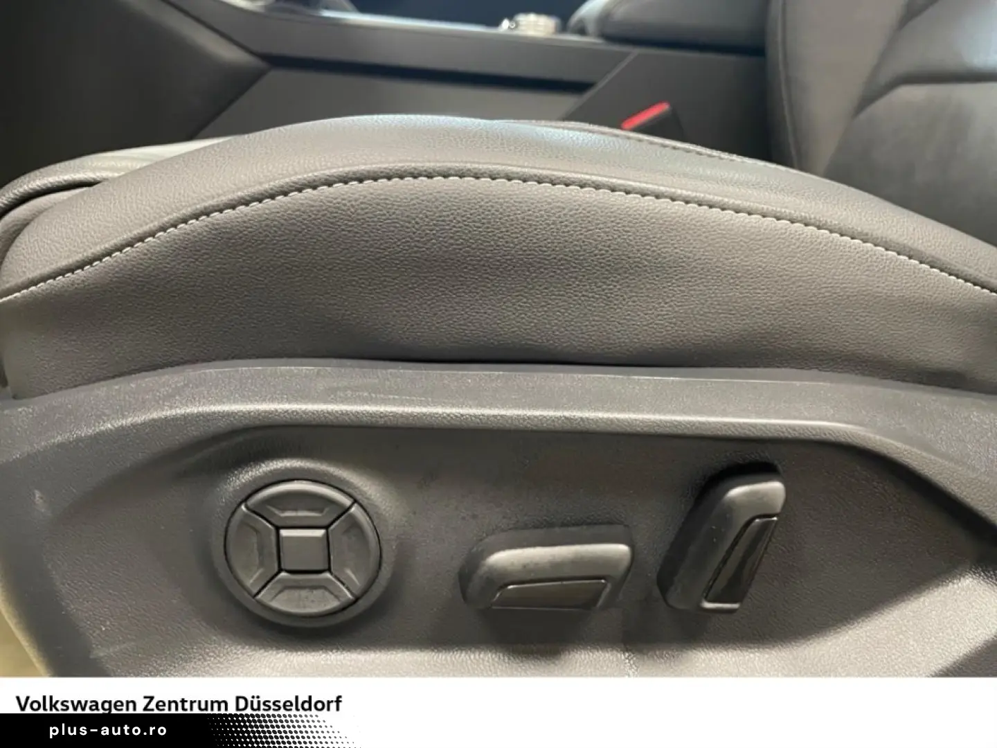 VW Touareg Elegance 3.0 TDI 4Motion DSG Pano