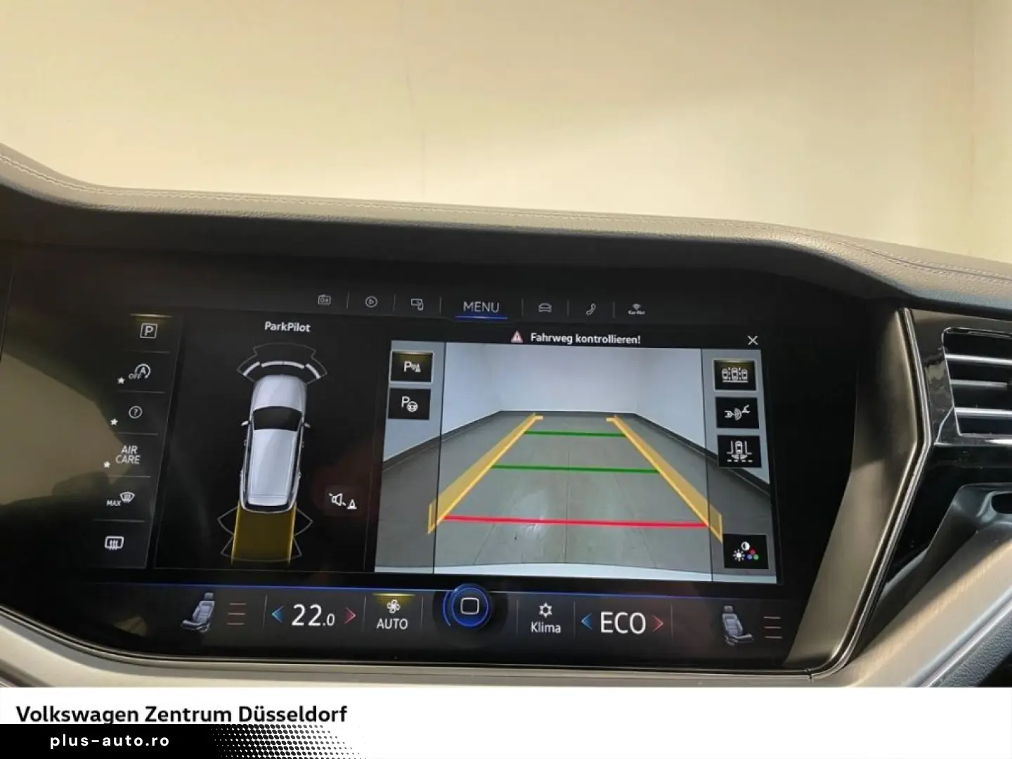 VW Touareg Elegance 3.0 TDI 4Motion DSG Pano