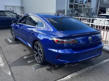 VW Arteon R Limousine MATRIX PANO 360