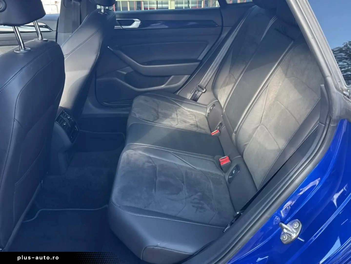 VW Arteon R Limousine MATRIX PANO 360