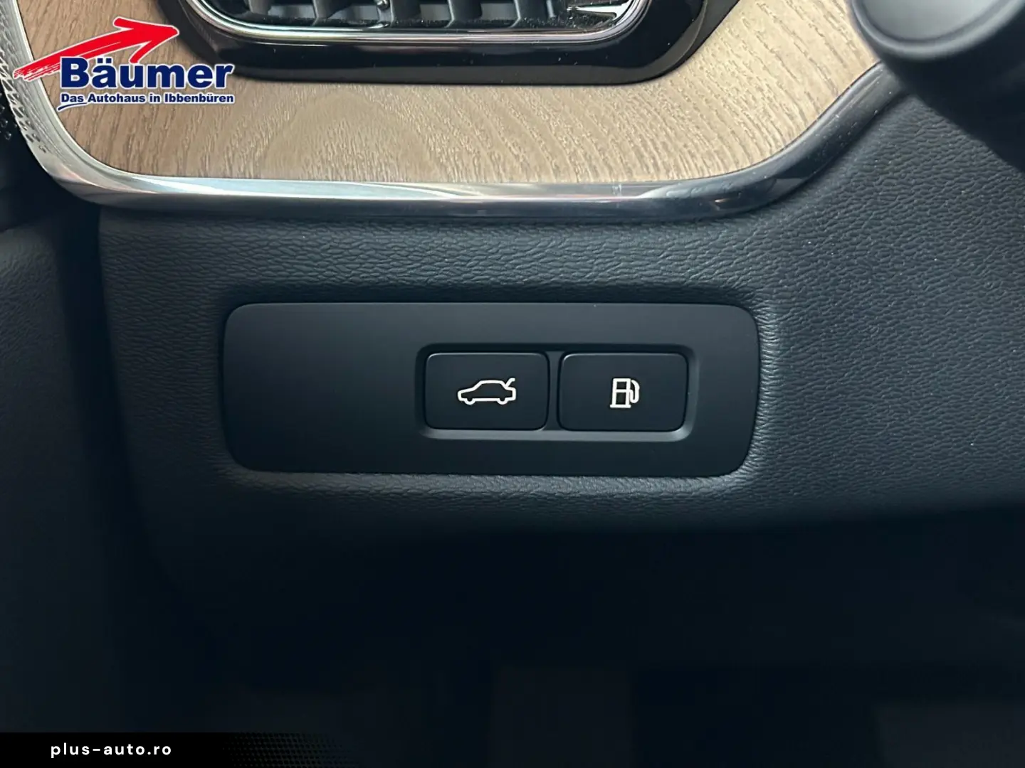 VOLVO XC60 T8 Twin Engine AWD Ultra Bright Plug-In