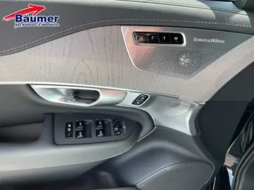 VOLVO XC90 Recharge T8 AWD Ultra Bright  7-Sitzer