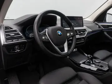 BMW X3 xD30i  DAB Kamera HiFi AHK Panorama Laser 19