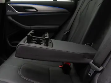 BMW X3 xD30i  DAB Kamera HiFi AHK Panorama Laser 19