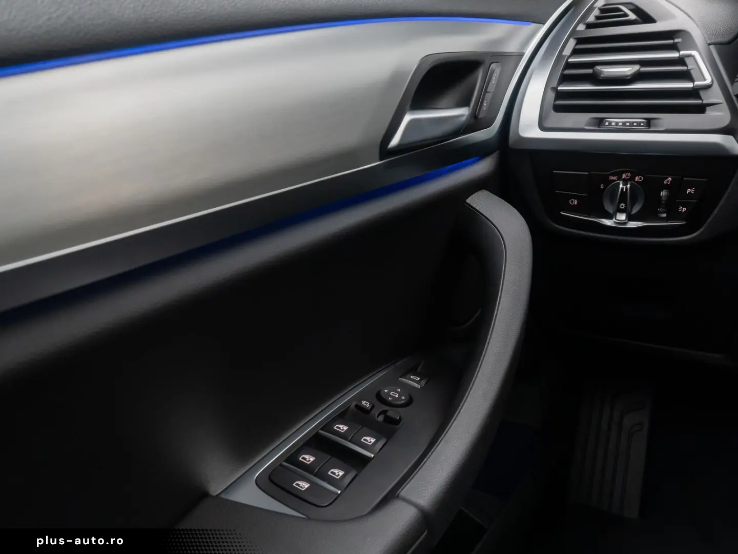 BMW X3 xD30i  DAB Kamera HiFi AHK Panorama Laser 19