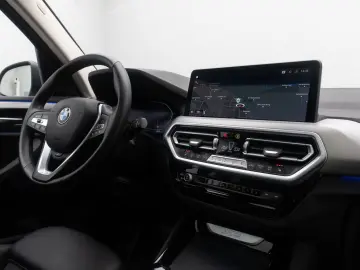 BMW X3 xD30i  DAB Kamera HiFi AHK Panorama Laser 19