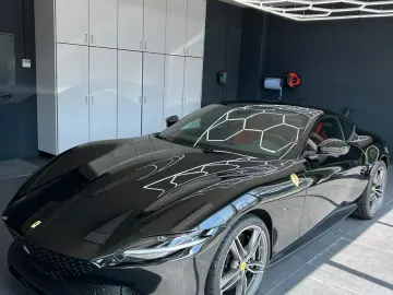 FERRARI Roma 3.9 T V8 Coupe DCT