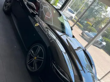 FERRARI Roma 3.9 T V8 Coupe DCT