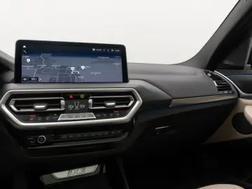 BMW iX3 IMPRESSIVE 360  H K Panorama DAB HUD 20Zoll