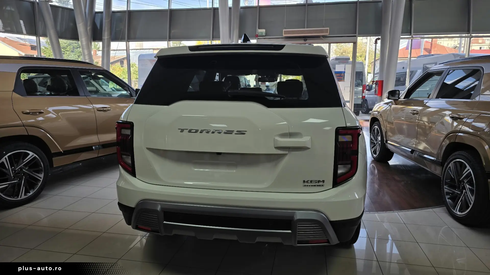 KGM Torres Hybrid 1.5 T-GDI E-DHT STYLE - Grand White