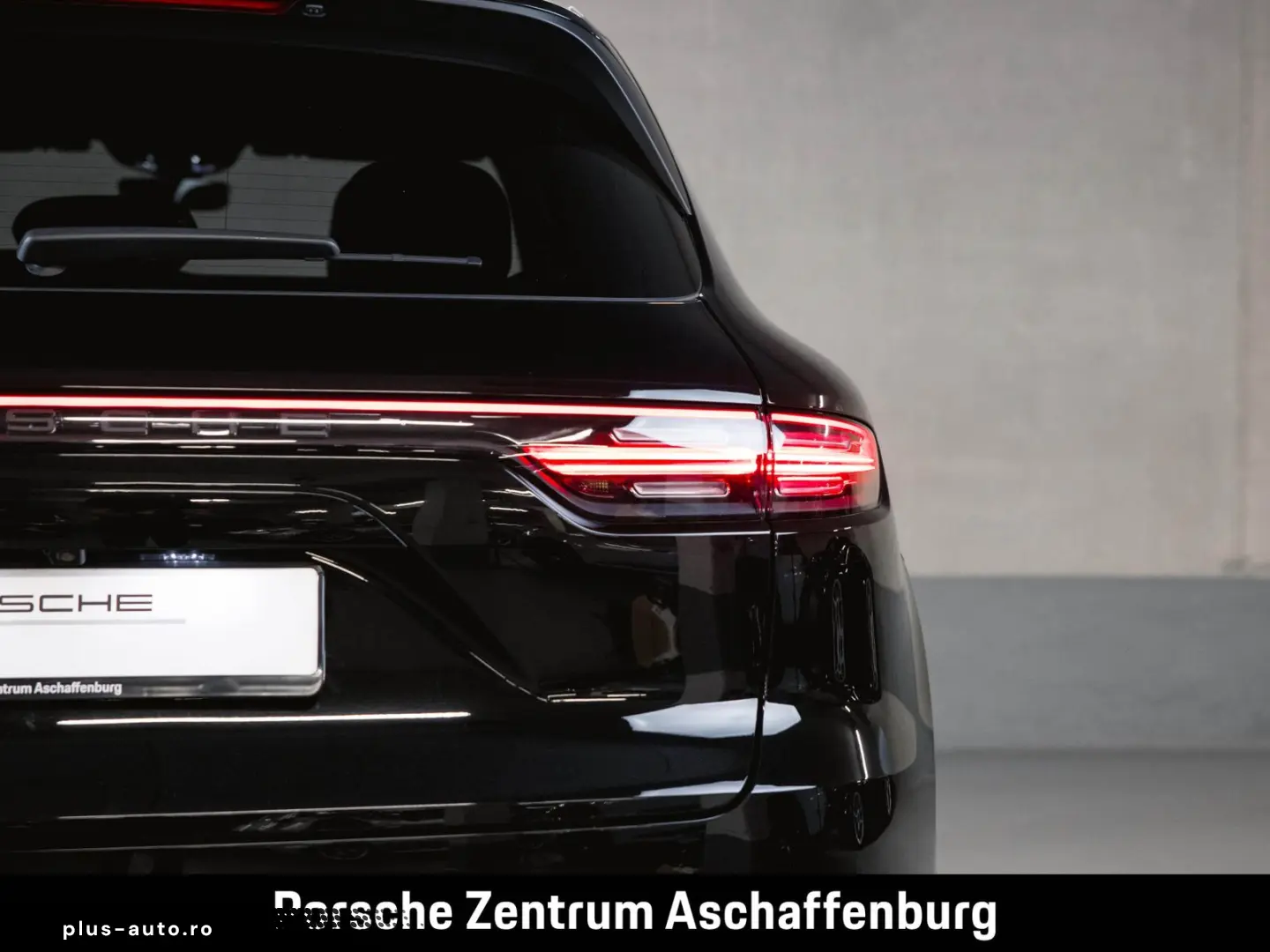 PORSCHE Cayenne Platinum Edition InnoDrive