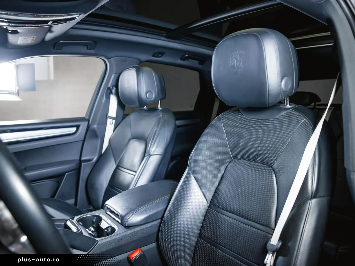 PORSCHE Cayenne Platinum Edition InnoDrive