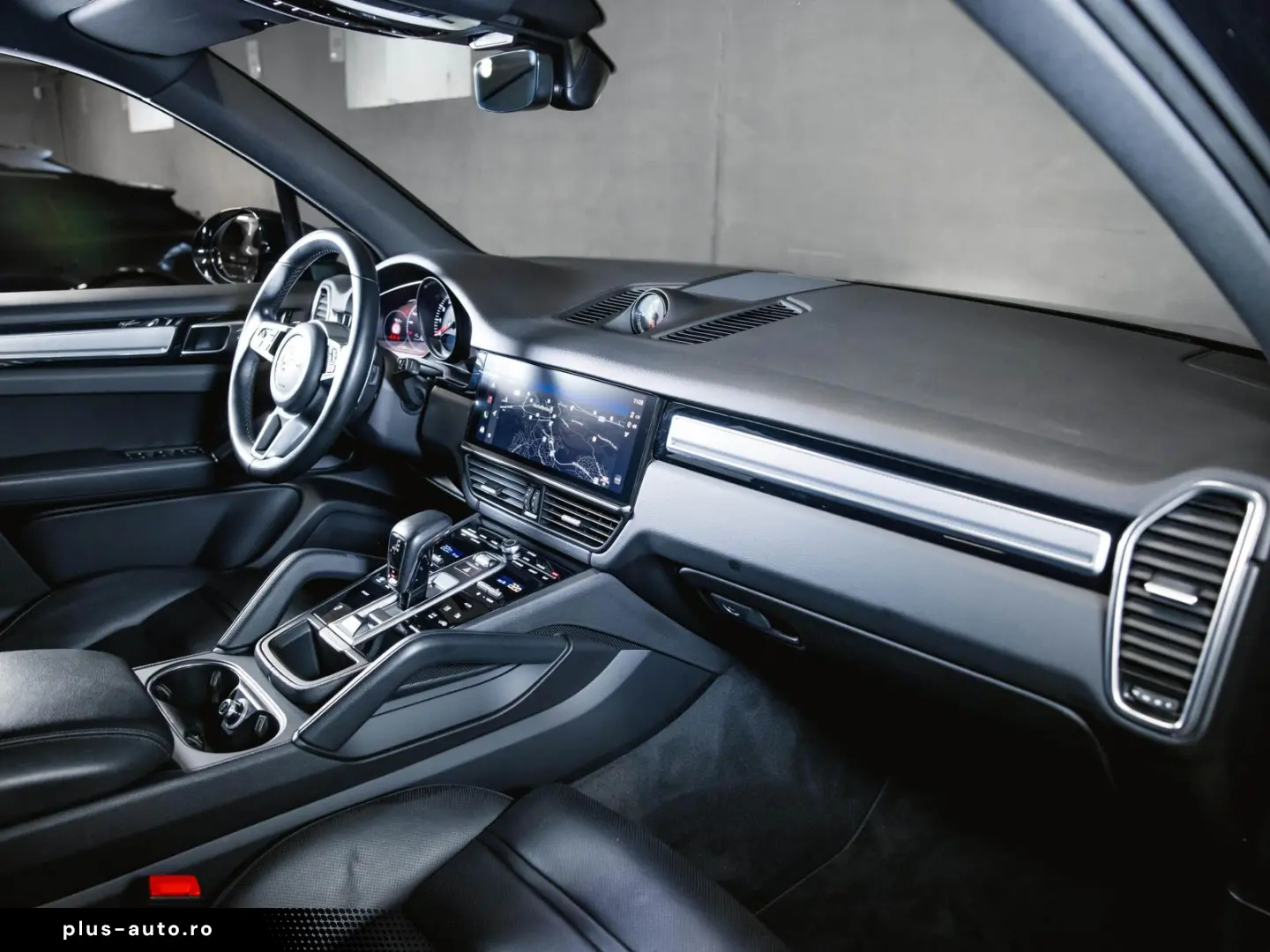 PORSCHE Cayenne Platinum Edition InnoDrive