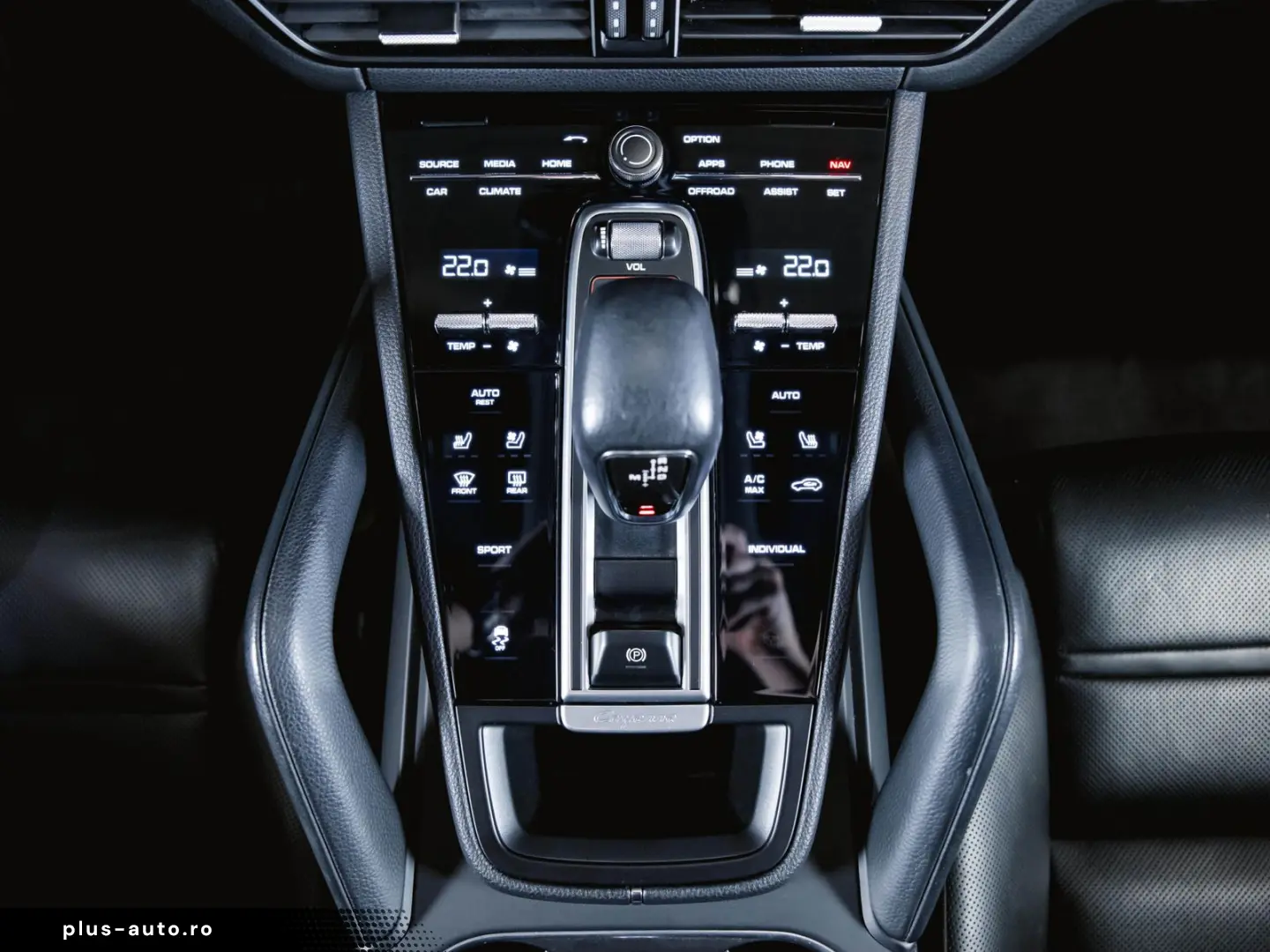 PORSCHE Cayenne Platinum Edition InnoDrive