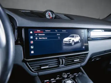 PORSCHE Cayenne Platinum Edition InnoDrive