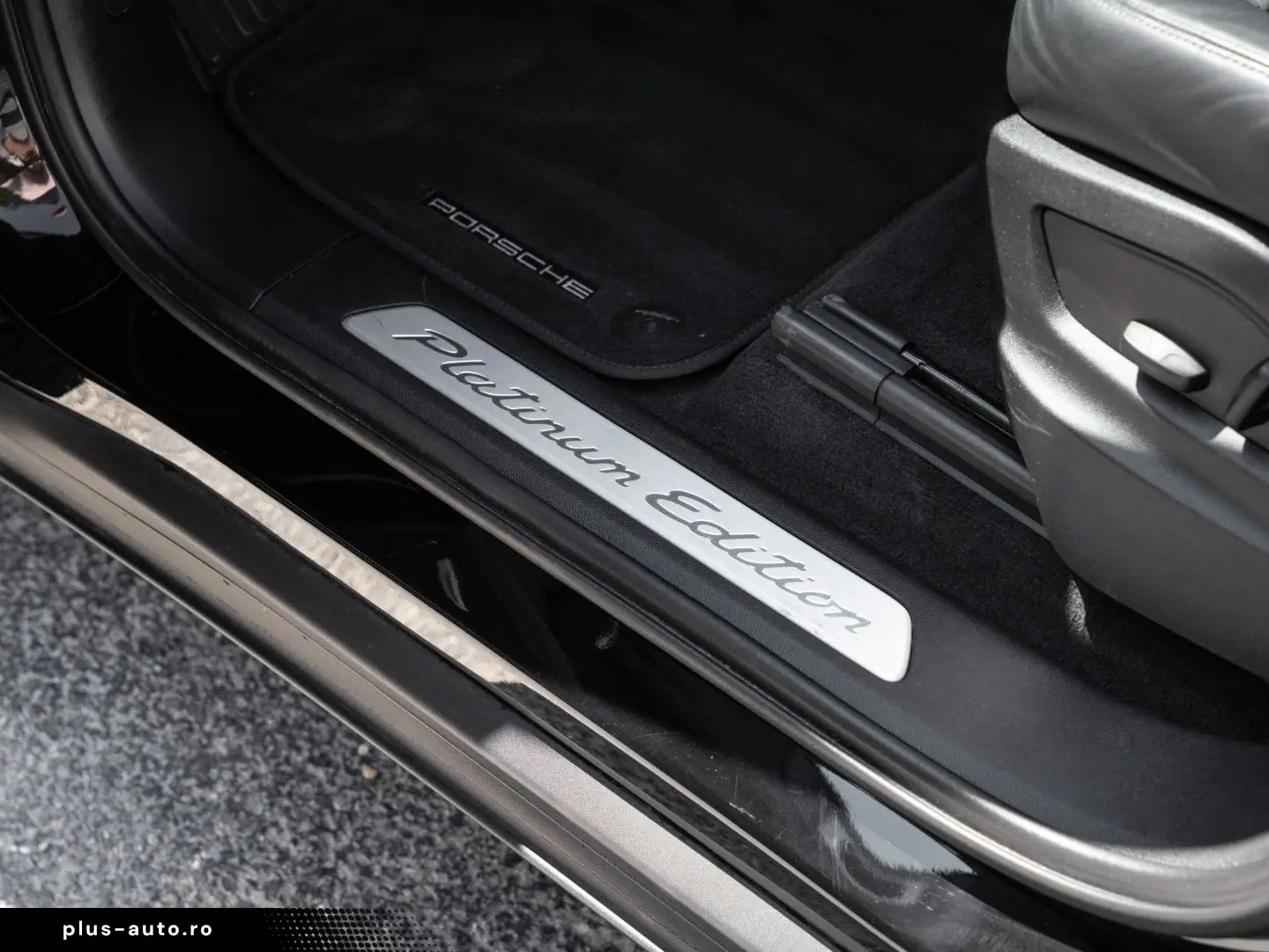 PORSCHE Cayenne Platinum Edition Pano BOSE Spurwechsel