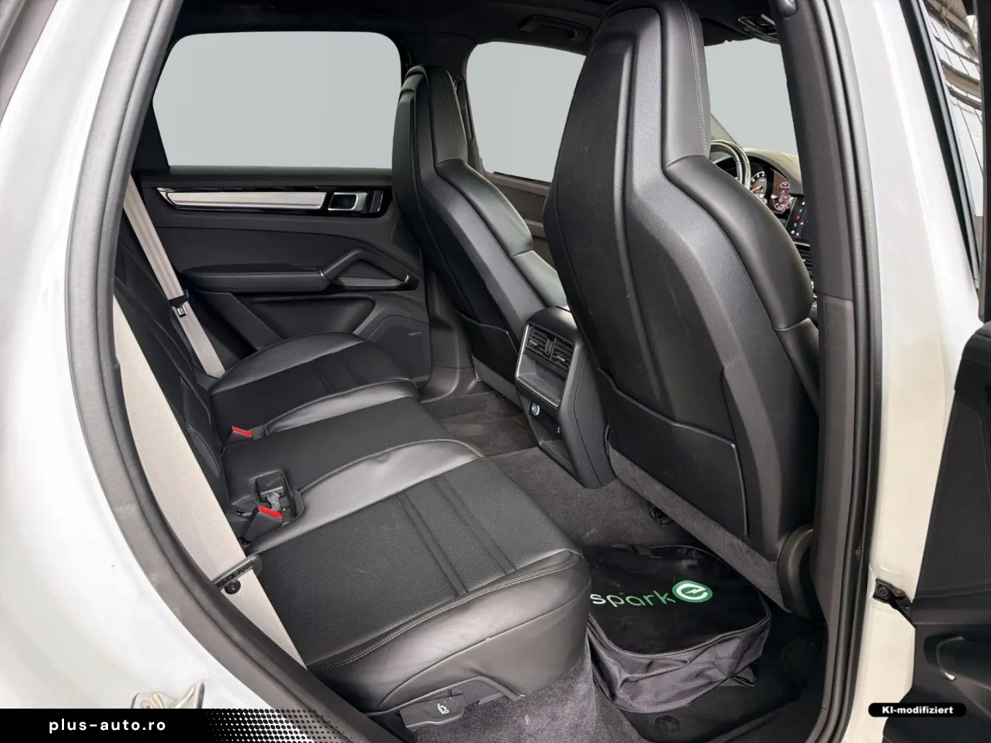 PORSCHE Cayenne E-Hybrid