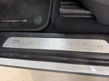 PORSCHE Cayenne E-Hybrid
