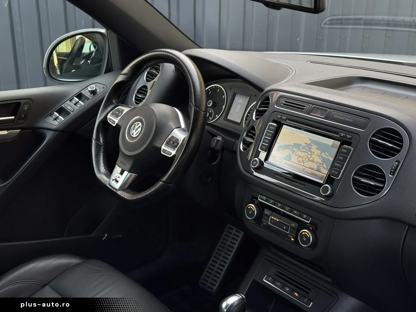 Volkswagen Tiguan R-LINE - 2.0tdi   177cp   DSG   4Motion
