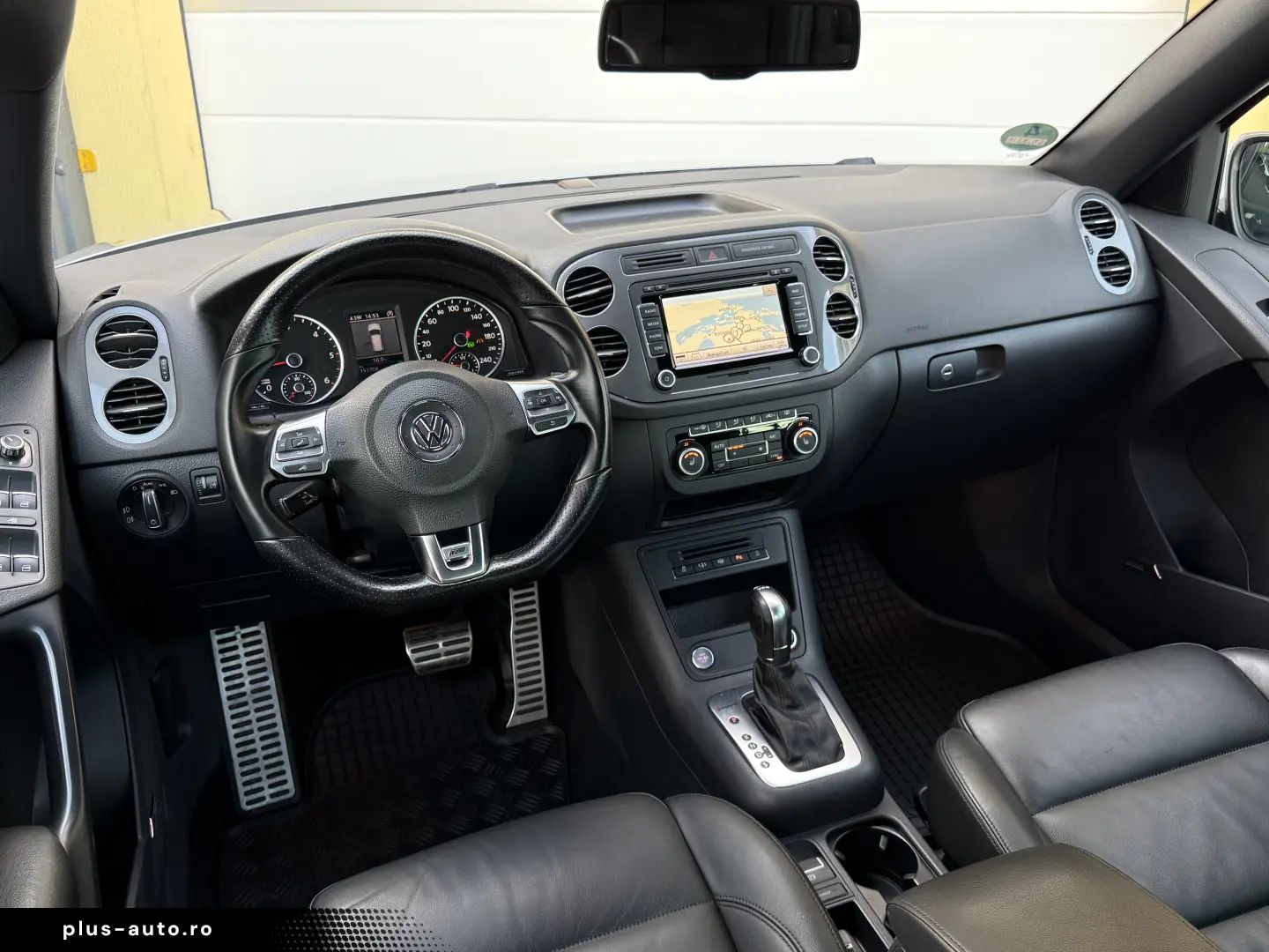 Volkswagen Tiguan R-LINE - 2.0tdi   177cp   DSG   4Motion