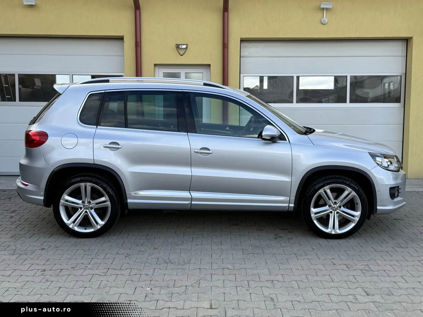 Volkswagen Tiguan R-LINE - 2.0tdi   177cp   DSG   4Motion