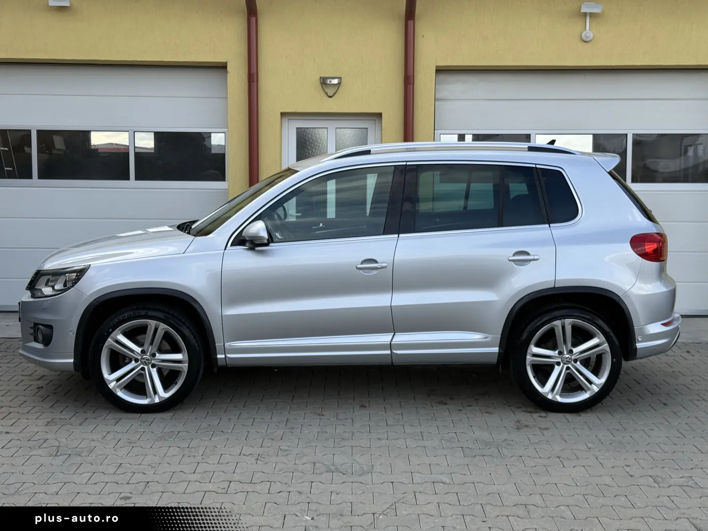 Volkswagen Tiguan R-LINE - 2.0tdi   177cp   DSG   4Motion