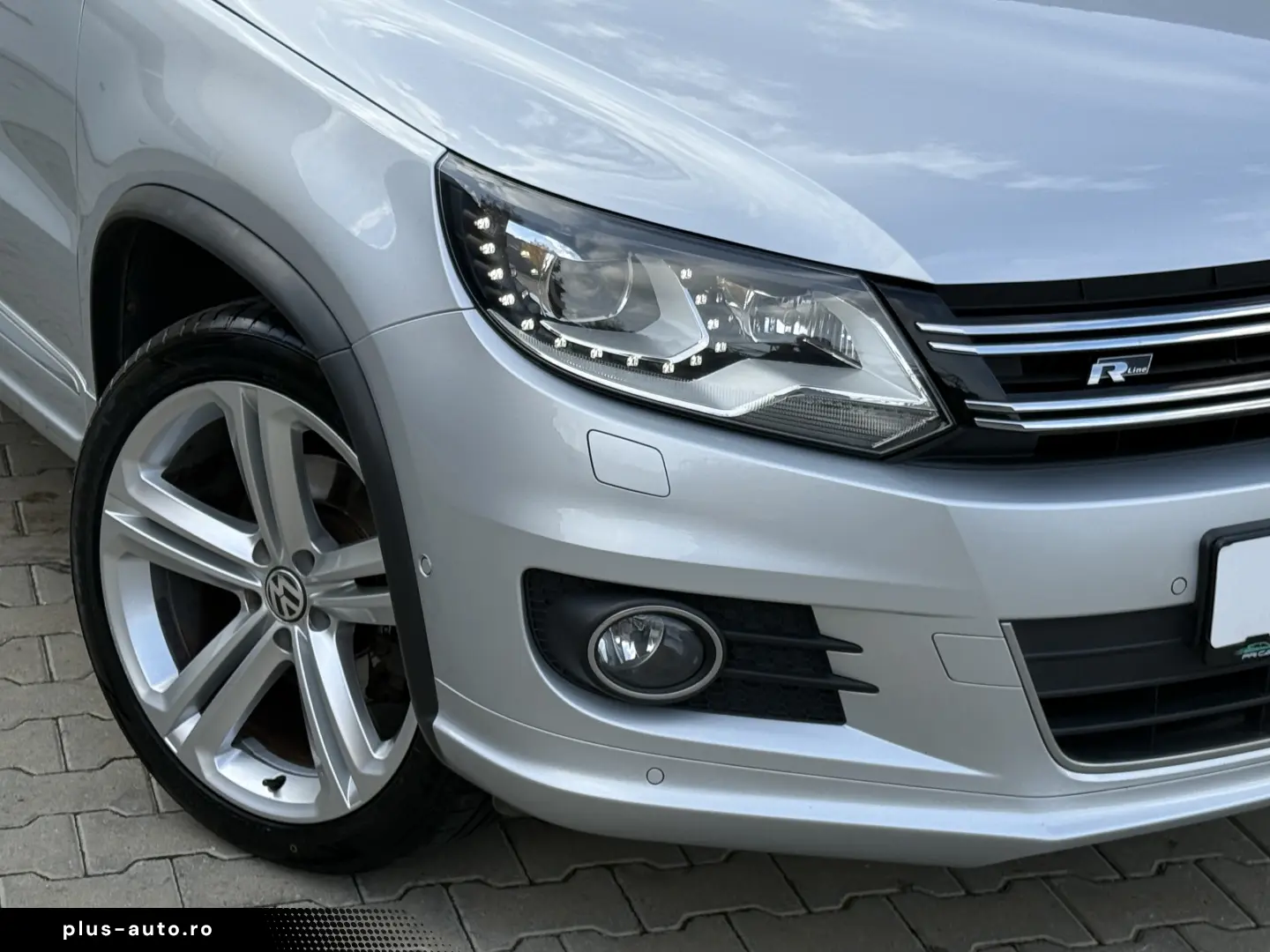 Volkswagen Tiguan R-LINE - 2.0tdi   177cp   DSG   4Motion