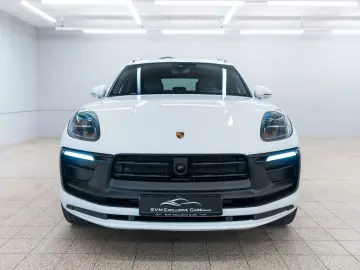 PORSCHE Macan 2.0L