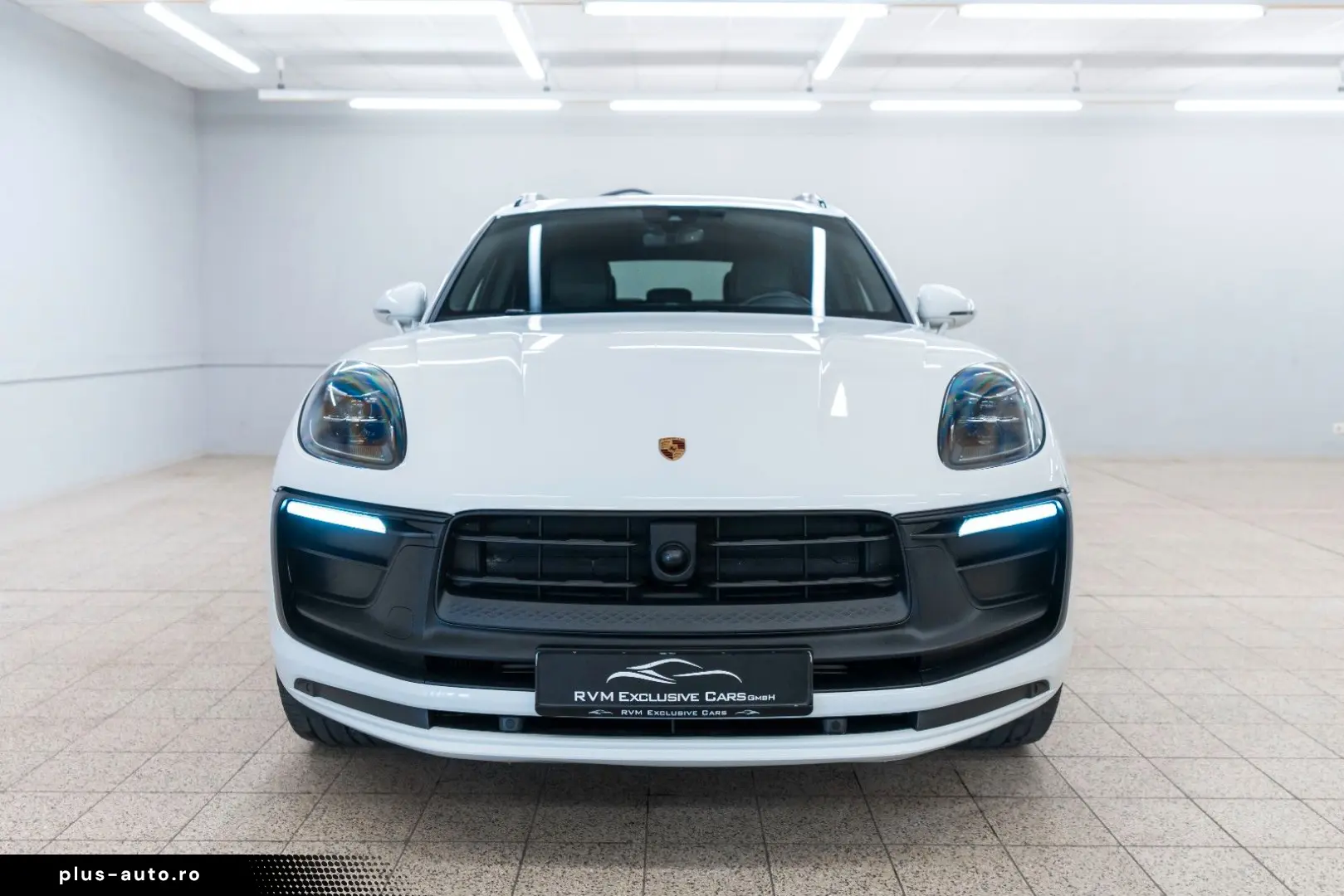 PORSCHE Macan 2.0L