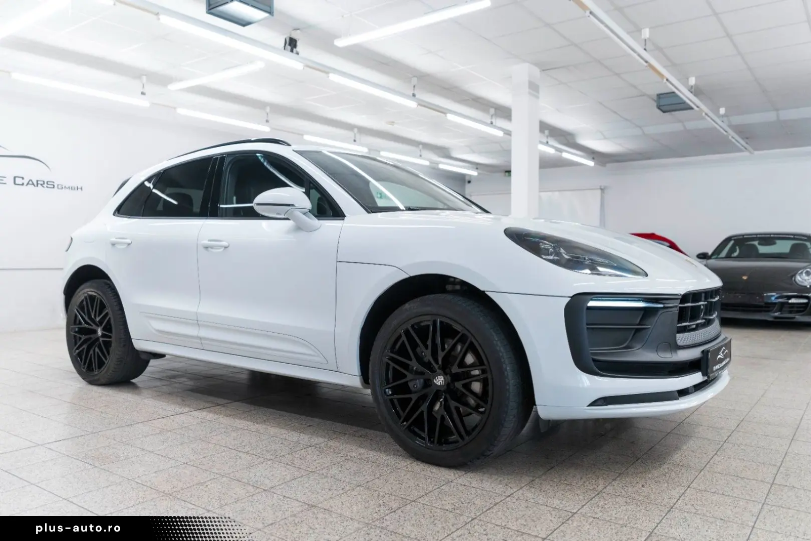 PORSCHE Macan 2.0L