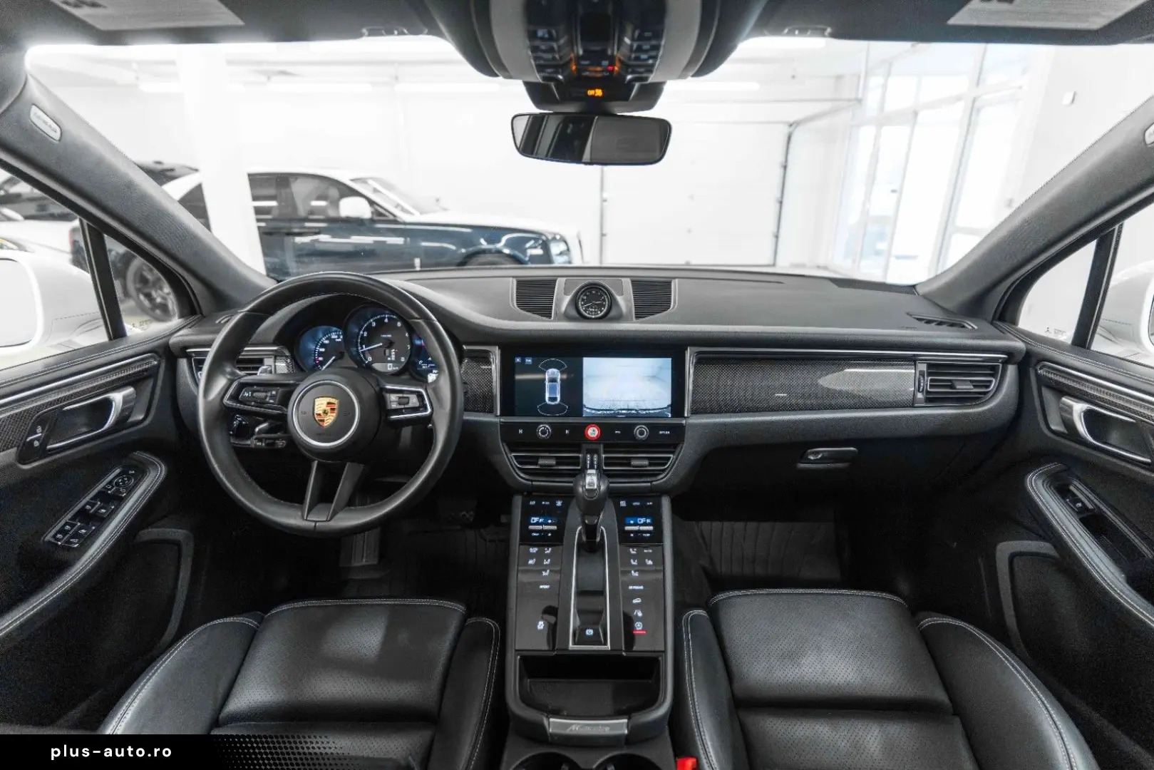 PORSCHE Macan 2.0L