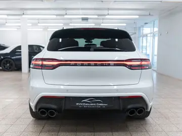 PORSCHE Macan 2.0L