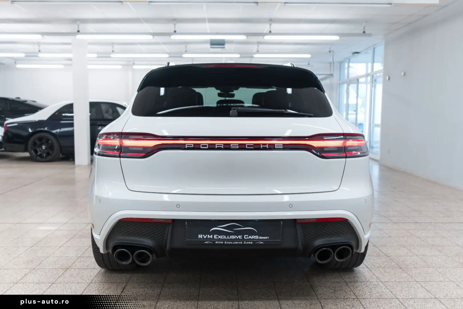PORSCHE Macan 2.0L