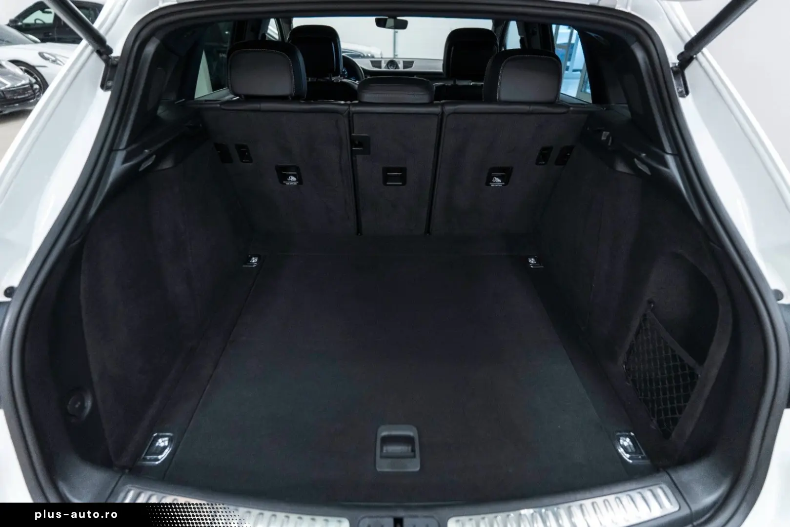 PORSCHE Macan 2.0L