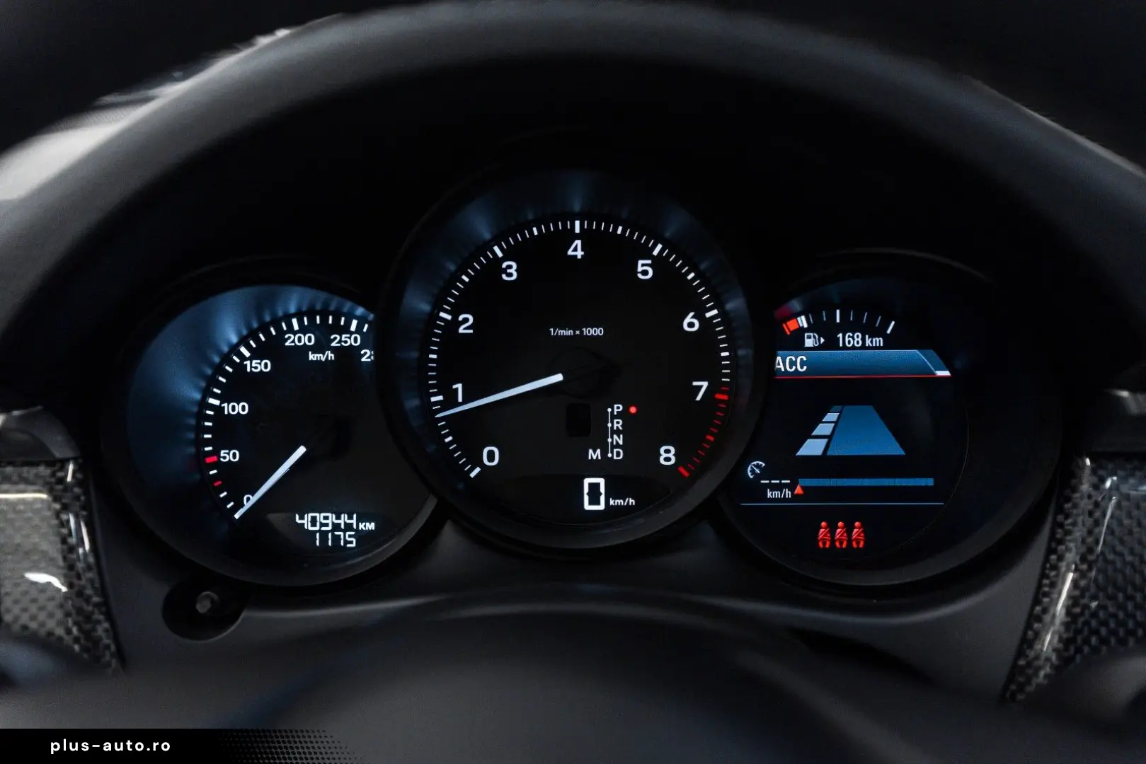 PORSCHE Macan 2.0L